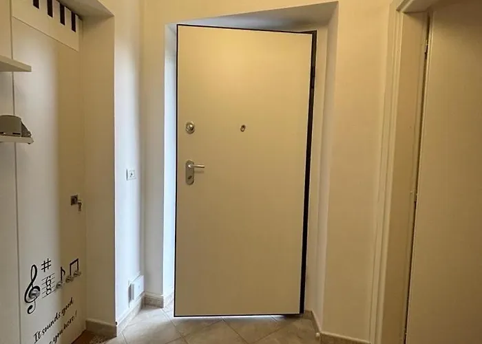 Apartment Casa Emma In Center